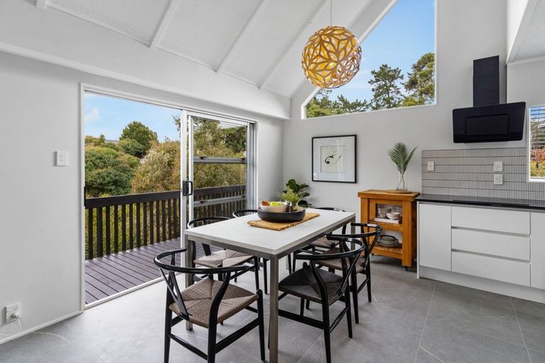 Photo of property in 2/225 Beach Haven Road, Beach Haven, Auckland, 0626