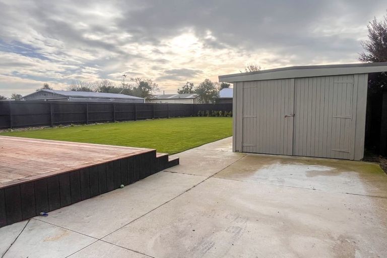 Photo of property in 61 Coopers Road, Dallington, Christchurch, 8061