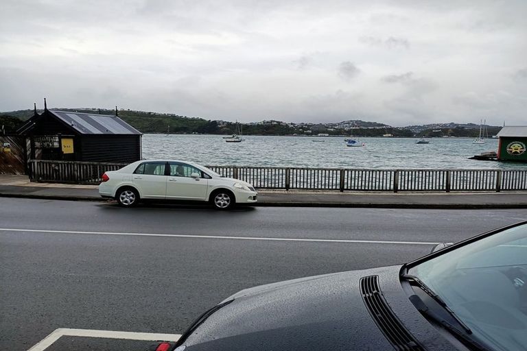 Photo of property in 406 Evans Bay Parade, Hataitai, Wellington, 6021