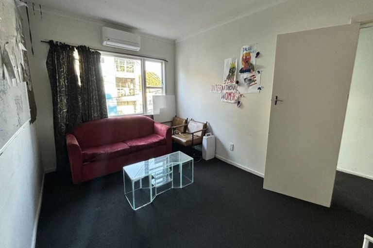 Photo of property in 6 Hanson Street, Mount Cook, Wellington, 6021