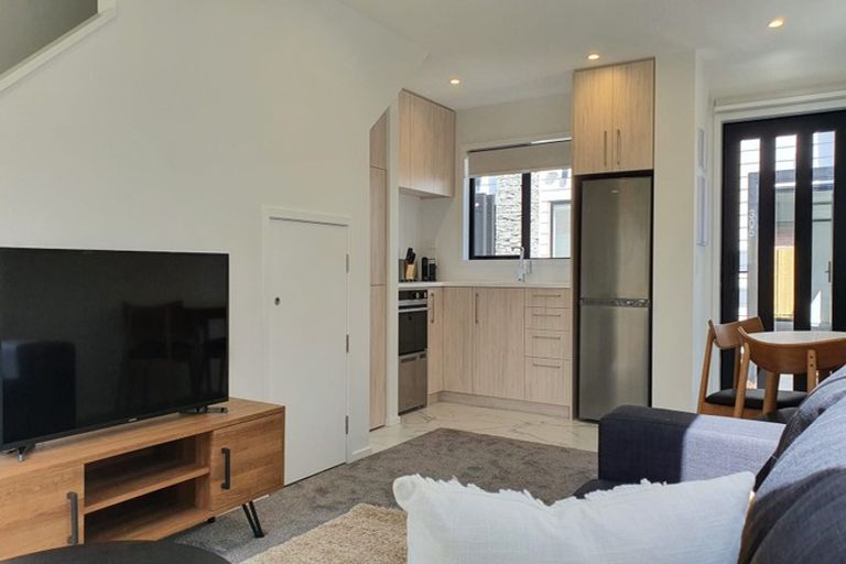 Photo of property in 7 Straven Road, Riccarton, Christchurch, 8011