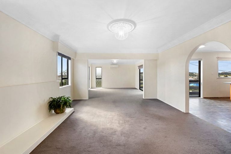 Photo of property in 79 Mould Street, Waitara, 4320