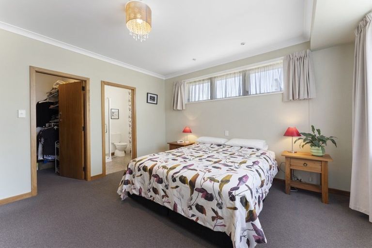 Photo of property in 22 Wellington Street, Feilding, 4702