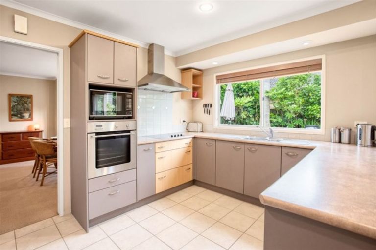 Photo of property in 77 Summerland Drive, Henderson, Auckland, 0612