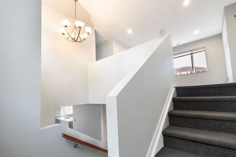 Photo of property in 140s Hepburn Road, Glendene, Auckland, 0602