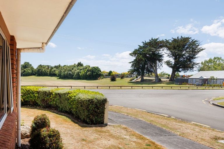 Photo of property in 15 Flemington Lane, Awapuni, Palmerston North, 4412