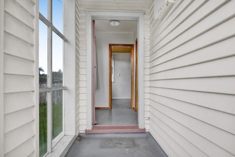 Photo of property in 32b Seaview Road, Marfell, New Plymouth, 4310