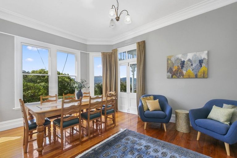 Photo of property in 121 Cliffs Road, Saint Clair, Dunedin, 9012