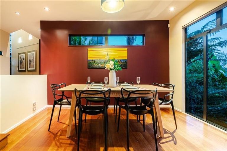 Photo of property in 11 Waimana Avenue, Northcote Point, Auckland, 0627