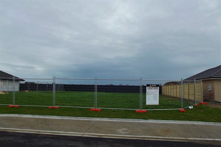 Photo of property in 10 Webber Street, Cambridge, 3434