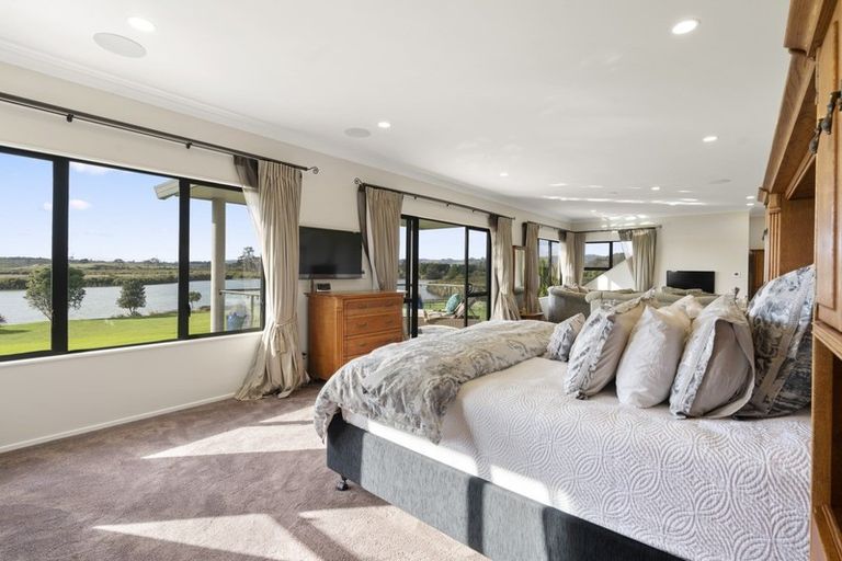 Photo of property in 45e Arana Drive, Karaka, Papakura, 2578