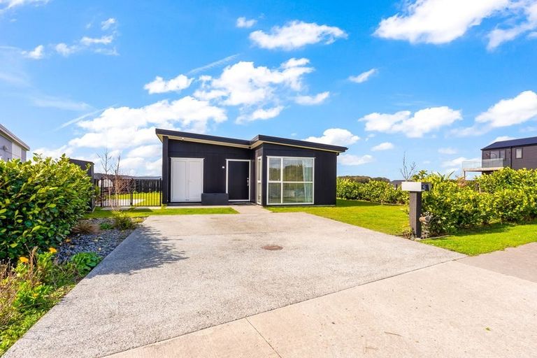 Photo of property in 42 Pourewa Street, Te Kauwhata, 3710