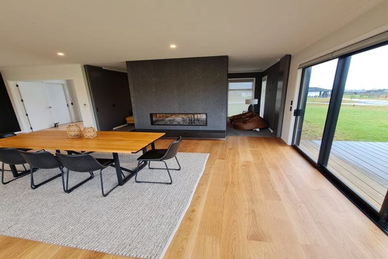 Photo of property in 7 Ribbonwood Lane, Kinloch, Taupo, 3377