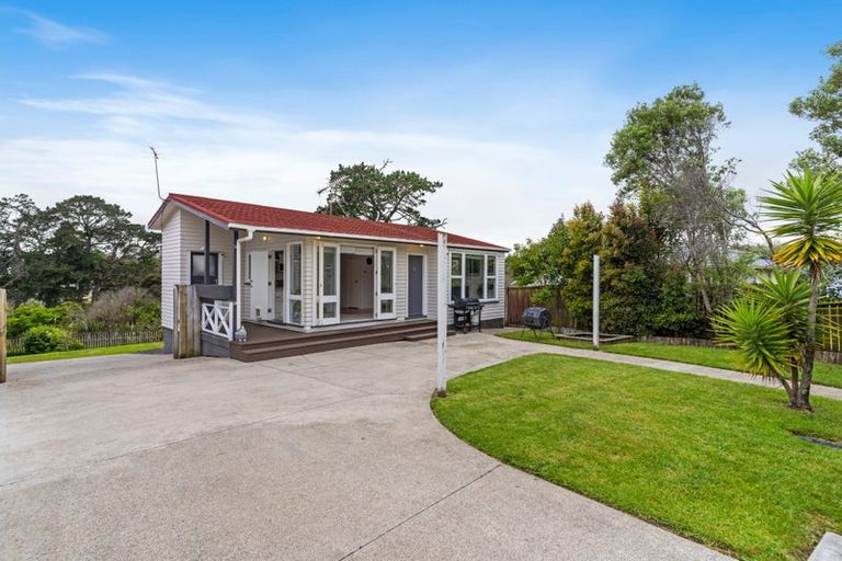 Photo of property in 59 Taurus Crescent, Beach Haven, Auckland, 0626