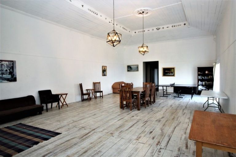 Photo of property in 50 Ross Street, Woodville, 4920