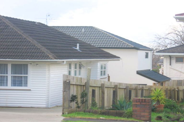 Photo of property in 189a Te Atatu Road, Te Atatu South, Auckland, 0610