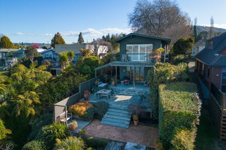 Photo of property in 125 Koutu Road, Kawaha Point, Rotorua, 3010