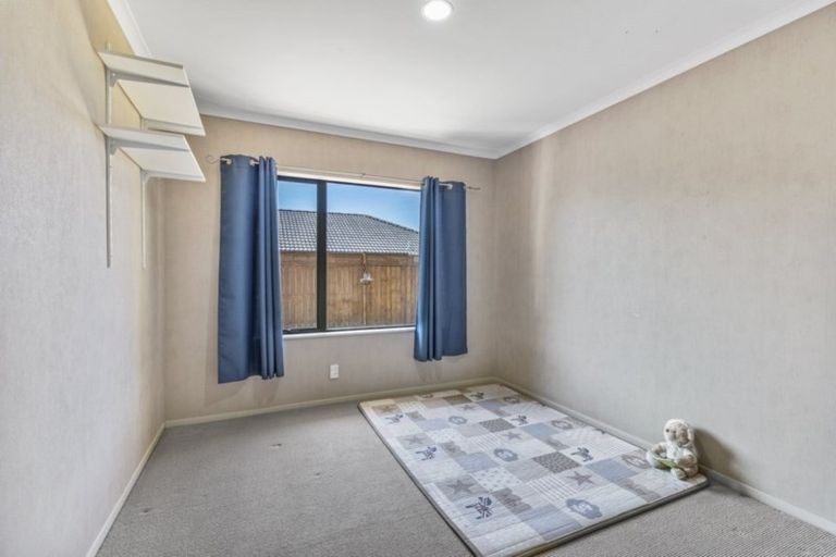 Photo of property in 202 Wattle Farm Road, Wattle Downs, Auckland, 2103