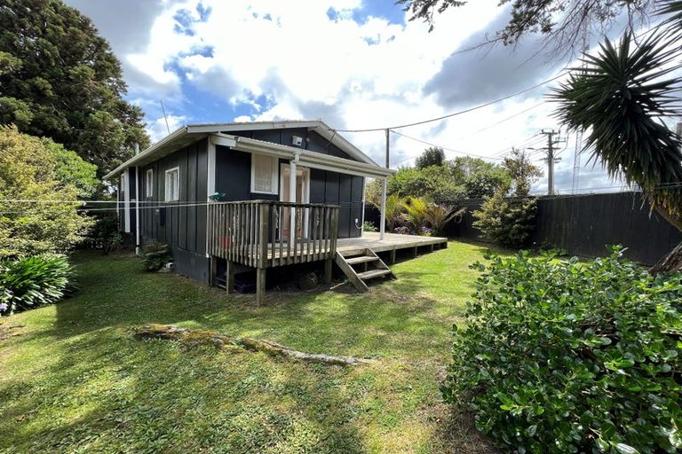 Photo of property in 377a Triangle Road, Henderson, Auckland, 0610