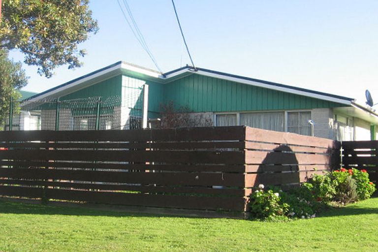 Photo of property in 23 Collingwood Street, Waterloo, Lower Hutt, 5011