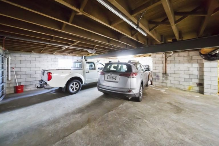 Photo of property in 279 High Street, Eltham, 4322