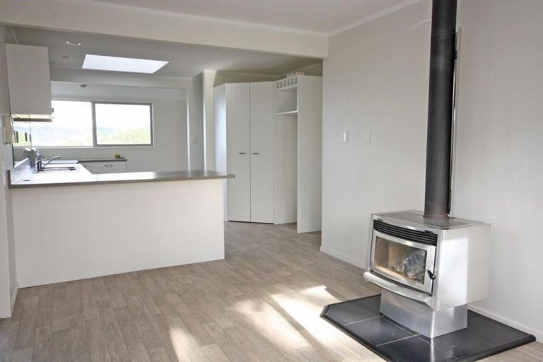 Photo of property in 3 Brenton Place, Whangamata, 3691