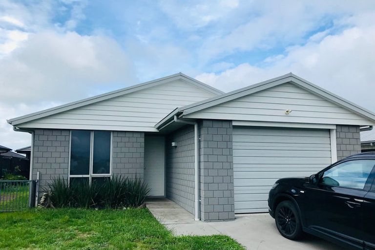 Photo of property in 17 Taioma Close, Papamoa, 3118