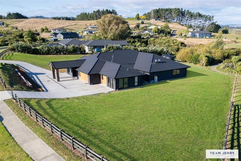 Photo of property in 21 Te Ara Aukati Terrace, Pokeno, 2471