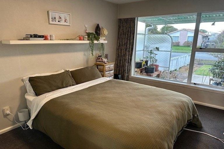 Photo of property in 1/43 Erin Crescent, Mairehau, Christchurch, 8013