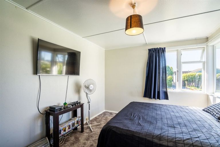 Photo of property in 10 Neal Crescent, Onekawa, Napier, 4110