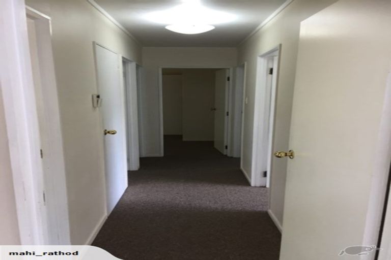 Photo of property in 2/9 Cornwall Road, Mangere, Auckland, 2022