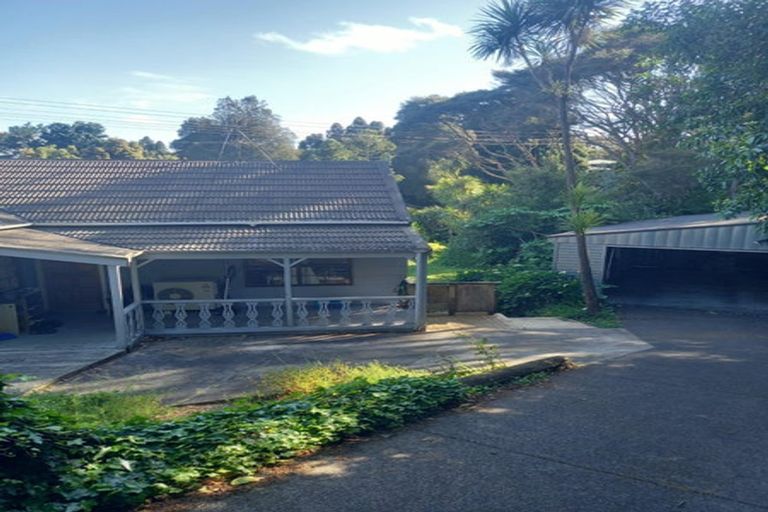 Photo of property in 19 Hiwihau Place, Glenfield, Auckland, 0629