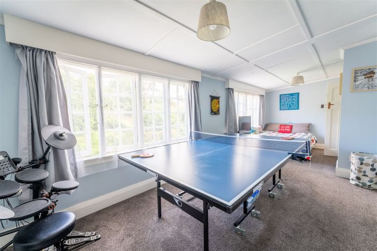 Photo of property in 6 Ure Street, South Hill, Oamaru, 9400