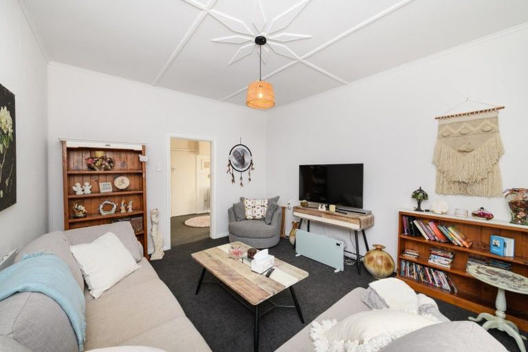 Photo of property in 5a Camden Street, Feilding, 4702