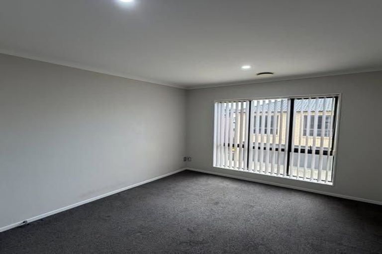 Photo of property in 6 Goyal Lane, Pakuranga, Auckland, 2010
