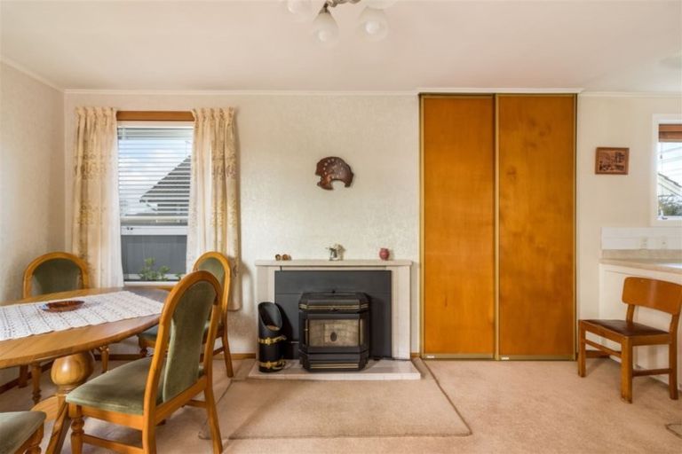 Photo of property in 8 Carbine Place, Sockburn, Christchurch, 8042