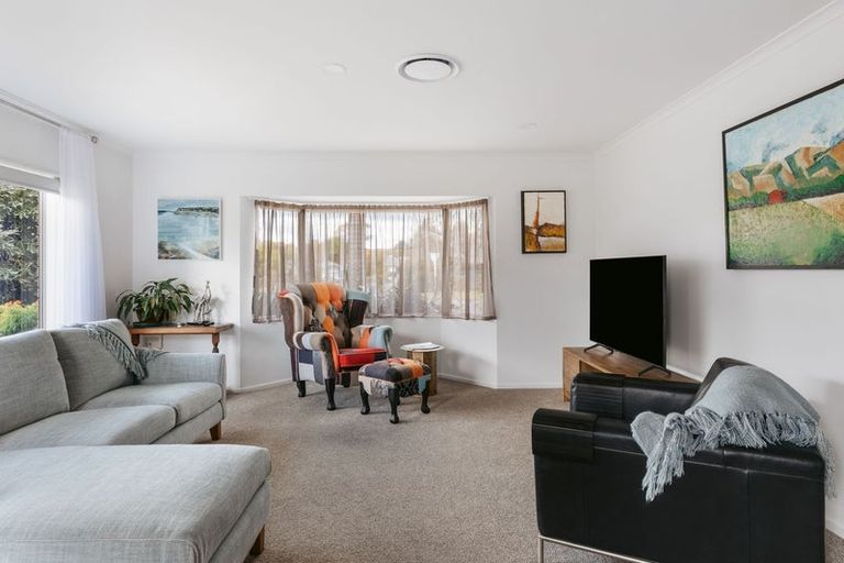 Photo of property in 5 Links View Drive, Omokoroa, 3114