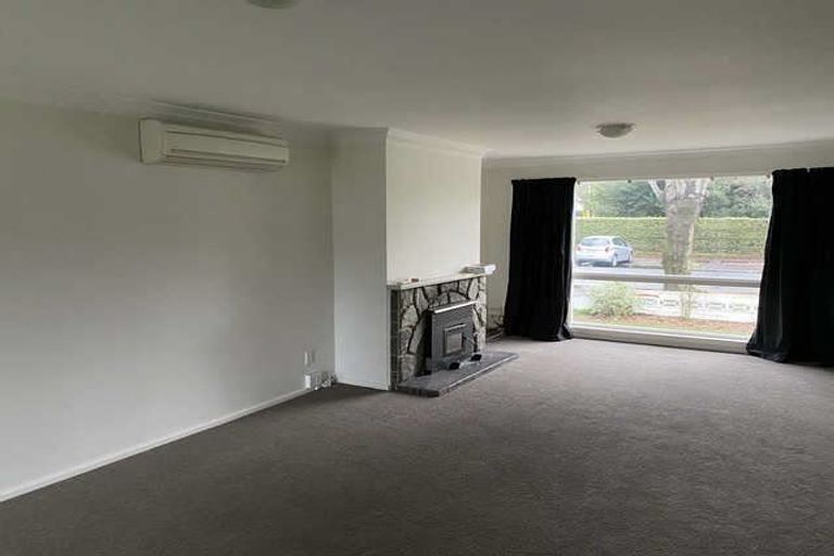 Photo of property in 2/41 Darvel Street, Riccarton, Christchurch, 8011