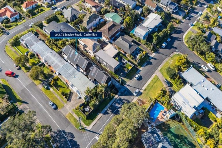 Photo of property in 71b Seaview Road, Castor Bay, Auckland, 0620