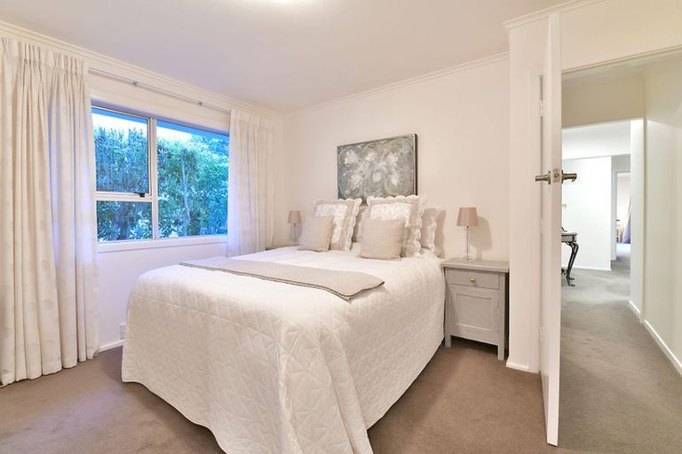 Photo of property in 46 Matakatia Parade, Matakatia, Whangaparaoa, 0930