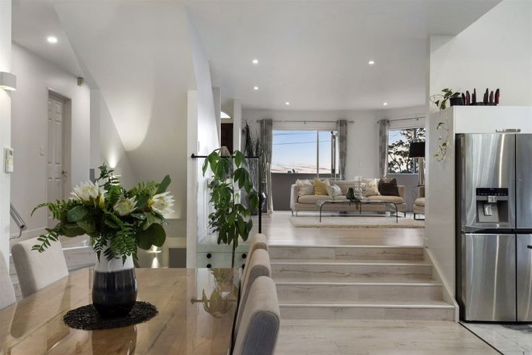 Photo of property in 1/11 Pine Ridge Terrace, Hauraki, Auckland, 0622