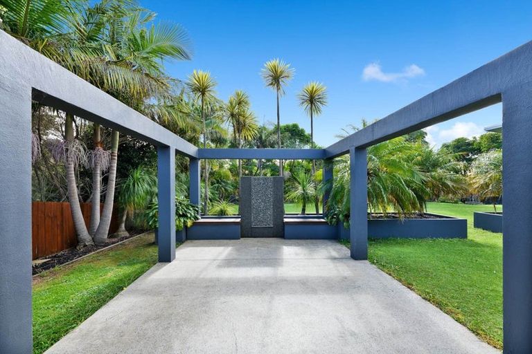 Photo of property in 7 Wicklam Lane, Greenhithe, Auckland, 0632