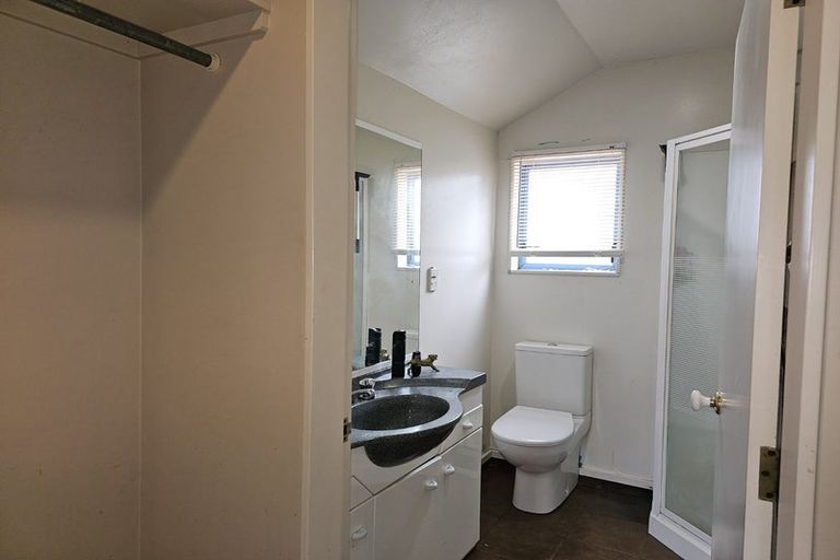 Photo of property in 7 Lanyon Place, Whitby, Porirua, 5024