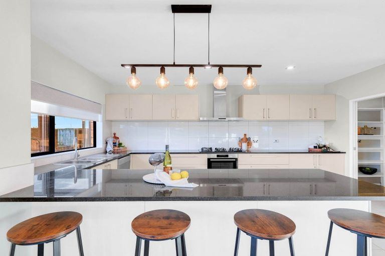 Photo of property in 12 Vantage Place, Flagstaff, Hamilton, 3210