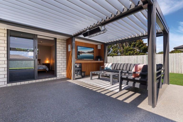 Photo of property in 23 Searle Drive, Patumahoe, Pukekohe, 2679