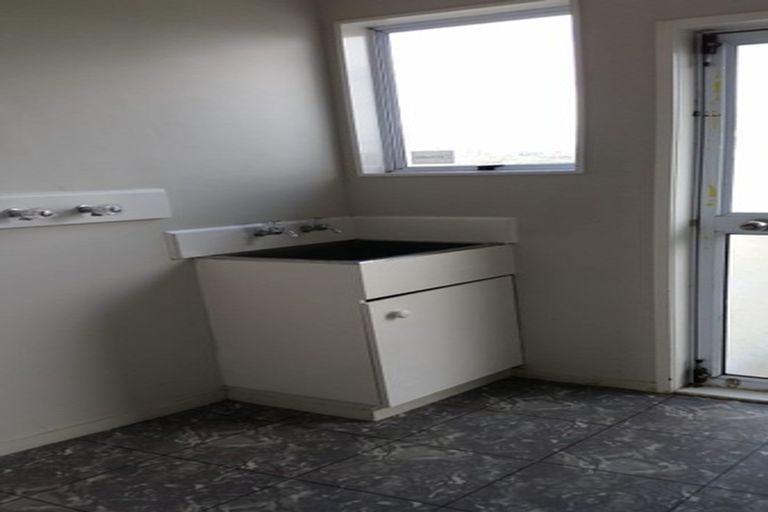 Photo of property in 1/23 Penion Drive, Flat Bush, Auckland, 2023