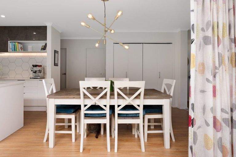 Photo of property in 9 Lakeview Quay, Pyes Pa, Tauranga, 3112