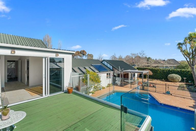 Photo of property in 25 Rutherglen Avenue, Ilam, Christchurch, 8041