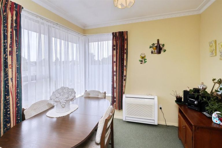 Photo of property in 1/149 Northcote Road, Northcote, Christchurch, 8052