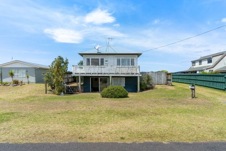 Photo of property in 114a Given Avenue, Whangamata, 3620